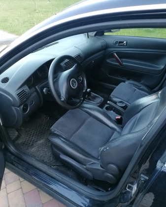 Volkswagen Passat cena 8500 przebieg: 160000, rok produkcji 2005 z Rzeszów małe 22